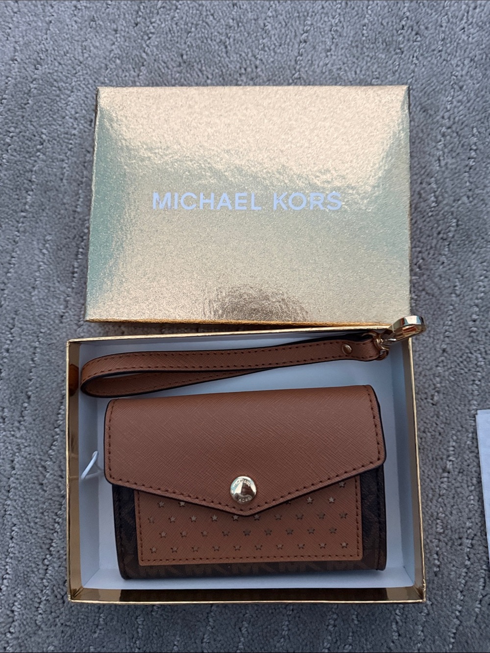 Michael Kors Acorn/Brown Leather MD Card Holder with Gold Accent